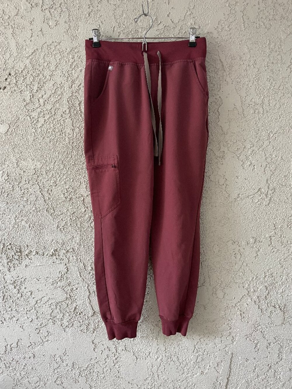 FIGS Burgundy HW Zamora Jogger Scrub Pants Small High Waisted Petite